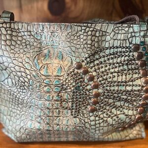 Elegant Crocodile Patterned Women Bag